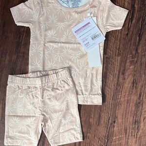 COPPER PEARL 2 Piece Pajama Set NWT